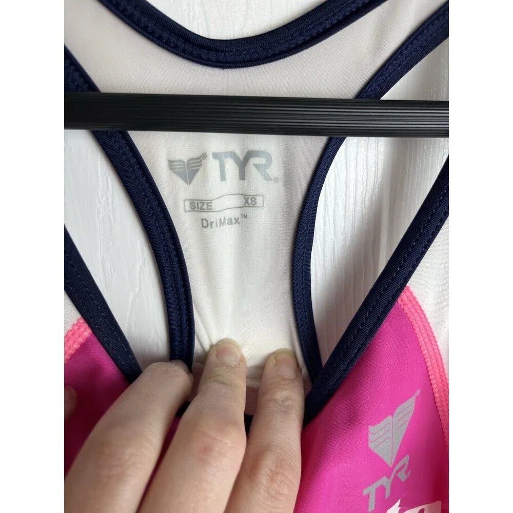 NWT TYR Activewear Women’s XSmall White And Pink Tank New USA Flaw